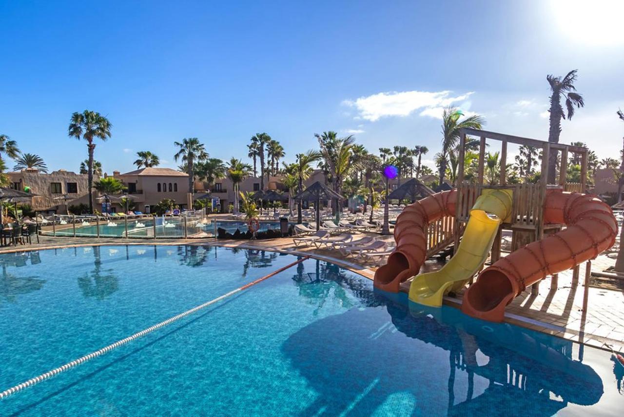 Family Apartment 1 Bedroom With Pool View - Oasis Duna Resort Corralejo Exterior foto